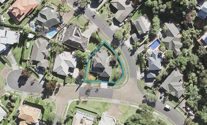 33 Woodridge Avenue, Northcross, Auckland - Carousel 1