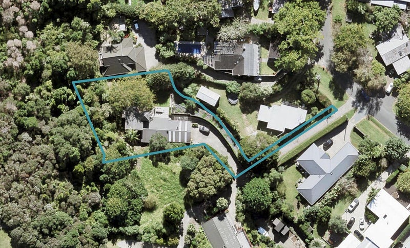 32 Glengarry Avenue, Manly, Whangaparaoa - Carousel 1