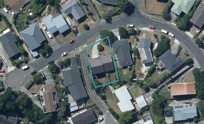 17 Forth Place, Papakowhai, Porirua - Carousel 1