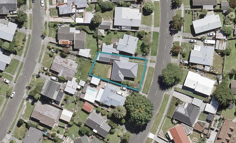 93 California Drive, Totara Park, Upper Hutt - Carousel 1