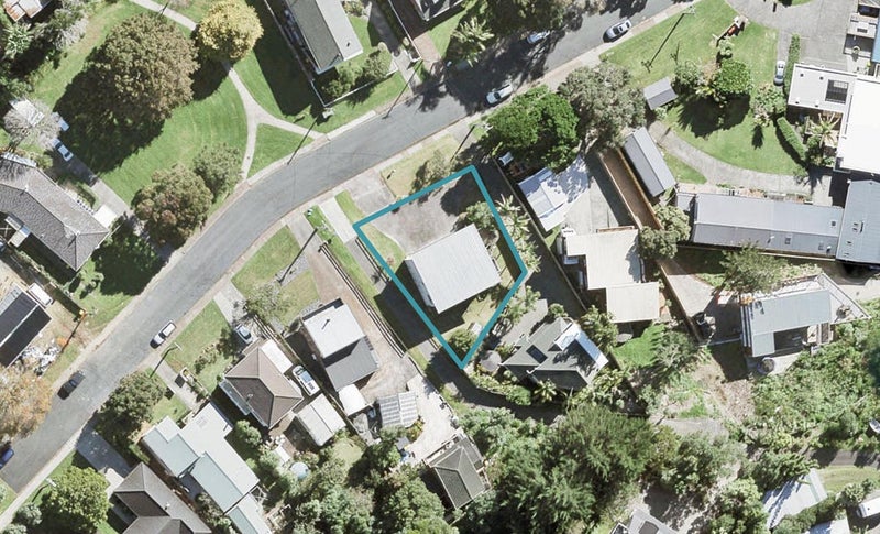 2/10 Arkles Strand, Arkles Bay, Whangaparāoa - Carousel 1