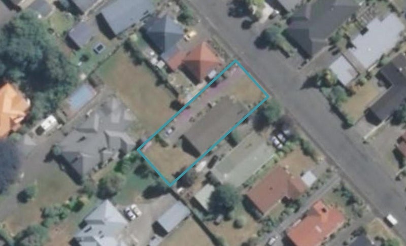 21 Queens Drive, Allenton, Ashburton - Carousel 1