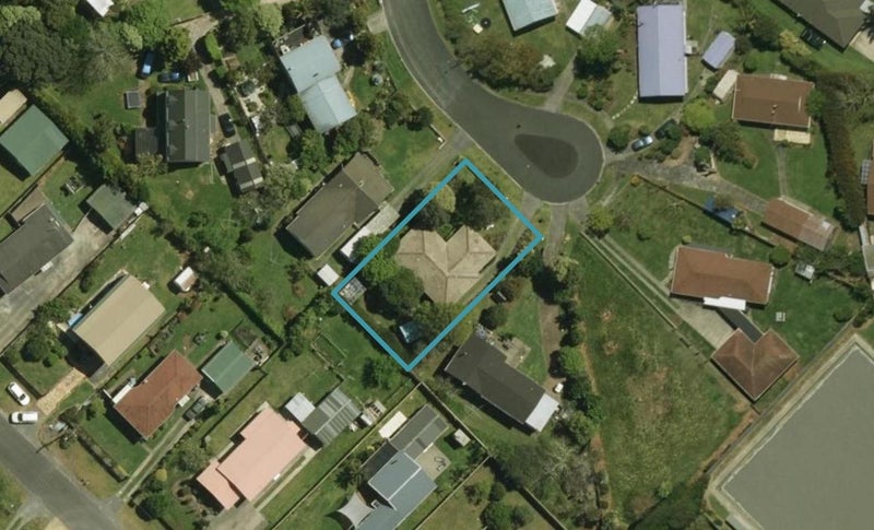 20 Gannet Place, One Tree Point - Carousel 1