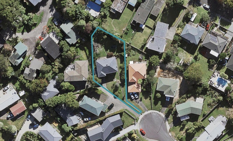 11 Philip Place, Hillcrest, Auckland - Carousel 1