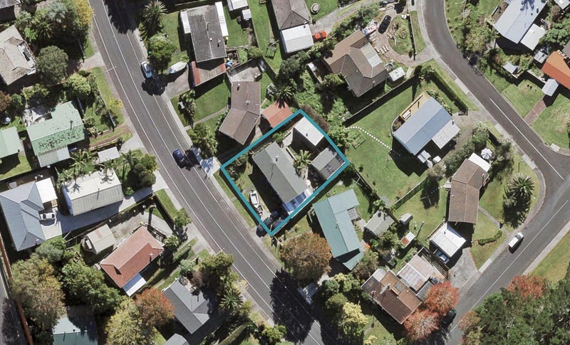 30 Oreil Avenue, West Harbour, Auckland - Carousel 1