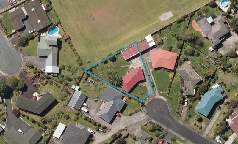 33 Hoey Street, Kamo, Whangarei - Carousel 1