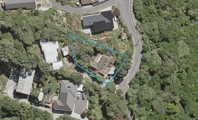 43 Singers Road, Korokoro, Lower Hutt - Carousel 1