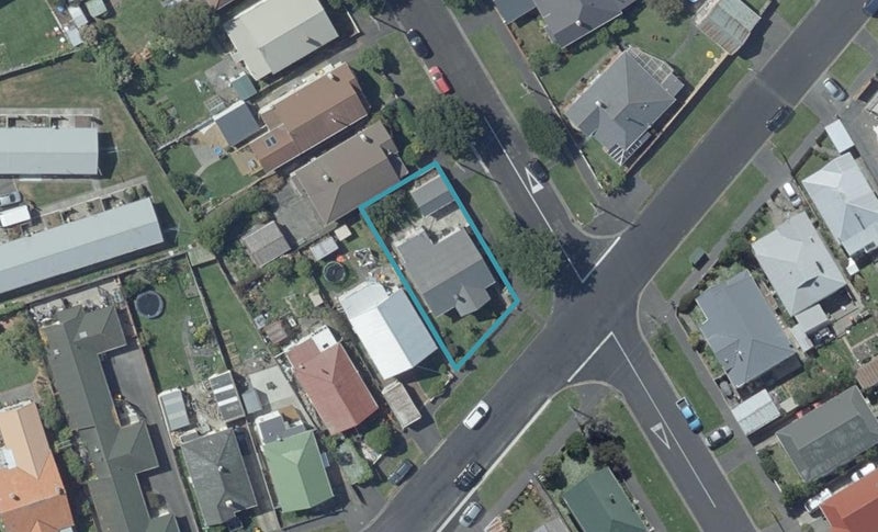 67 Marlow Street, Saint Kilda, Dunedin - Carousel 1