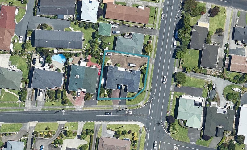 3 Western Road, Otumoetai, Tauranga - Carousel 1