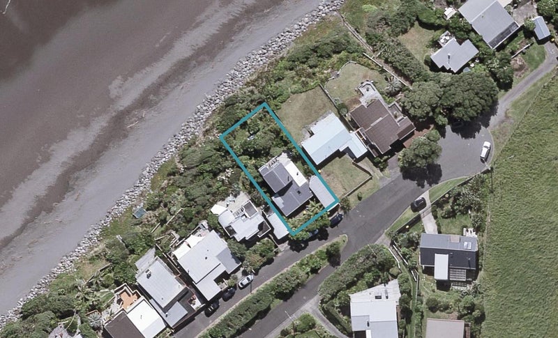 97 Messenger Terrace, Oakura, Oakura - Carousel 1