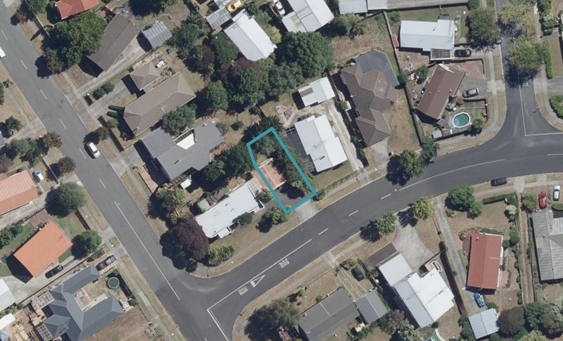 1B Tupelo Street, Pukete, Hamilton - Carousel 1