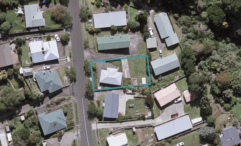 52 David Street, Westown, New Plymouth - Carousel 1
