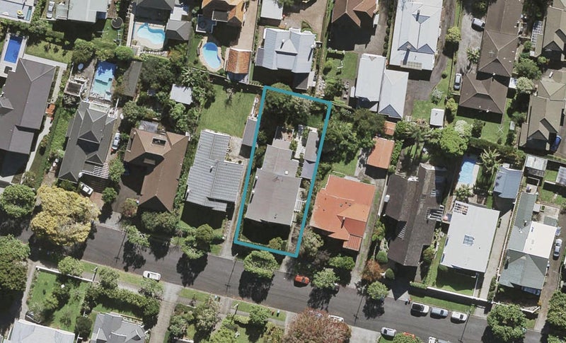 13 Corbett-Scott Avenue, Epsom, Auckland - Carousel 1