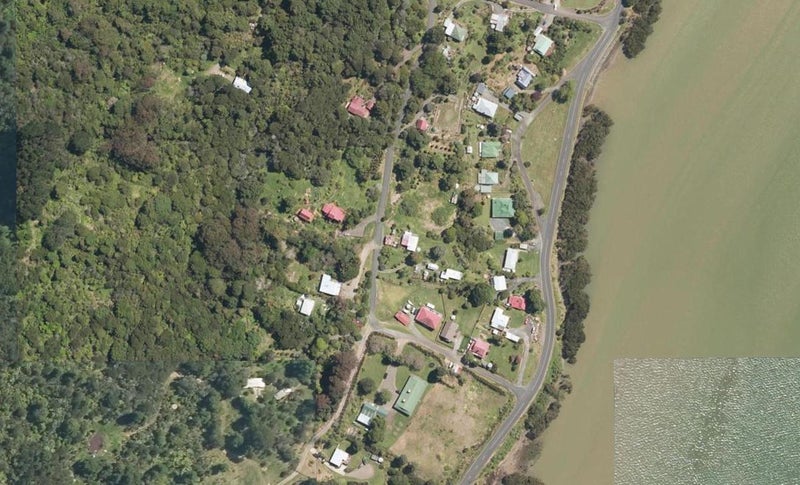 16 Yarborough Street, Kohukohu, Kohukohu - Carousel 1