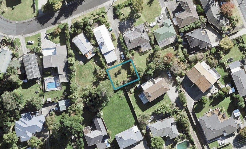 10B Acacia Road, Torbay, Auckland - Carousel 1