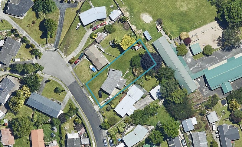 7 Corilin Place, Mangakakahi, Rotorua - Carousel 1