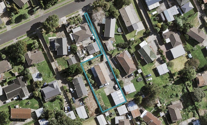 13 Balloch Street, Randwick Park, Auckland - Carousel 1