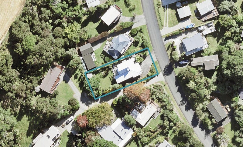11 Whitmore Road, Tāwharanui Peninsula, Matakana - Carousel 1
