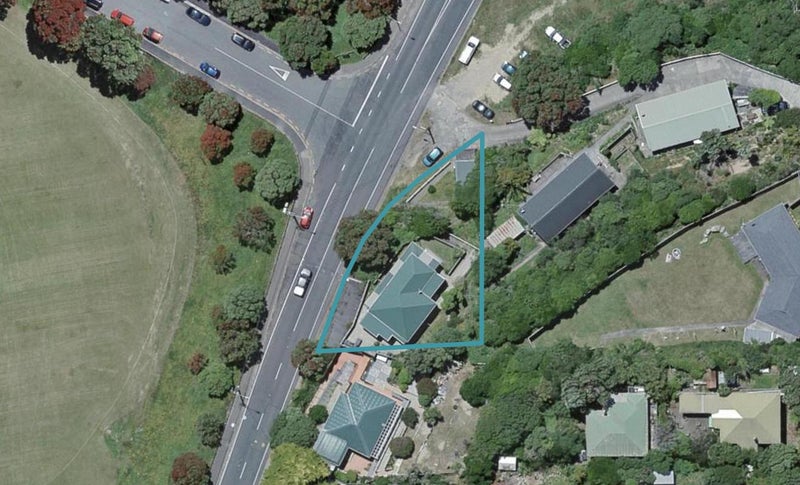 124 Curtis Street, Northland, Wellington - Carousel 1