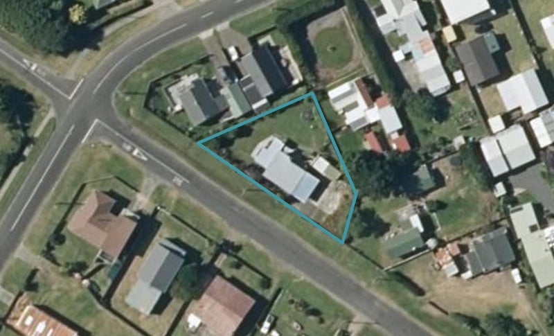 25 Shortt Street, Foxton Beach, Foxton - Carousel 1