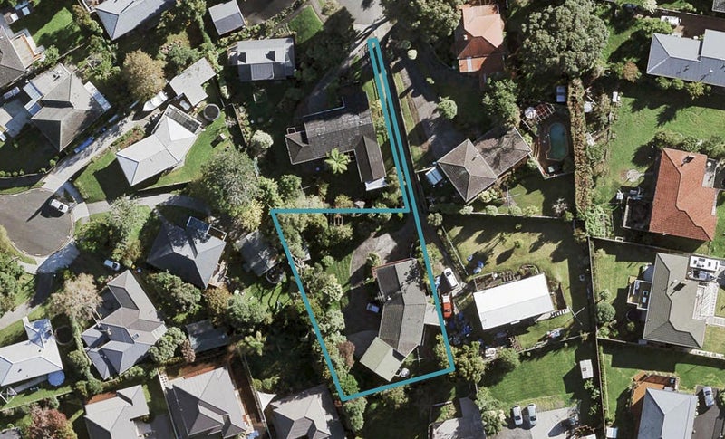 11 Kirkwood Place, New Windsor, Auckland - Carousel 1