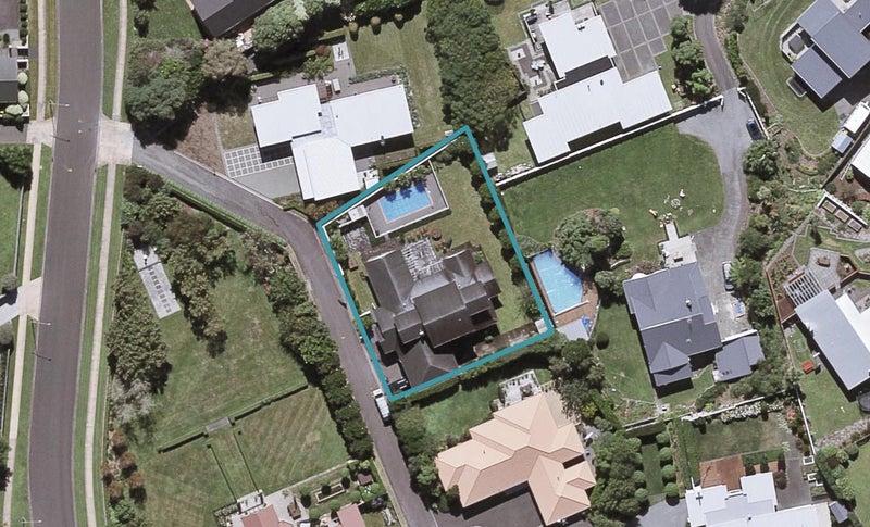 37A Shelter Grove, Frankleigh Park, New Plymouth - Carousel 1