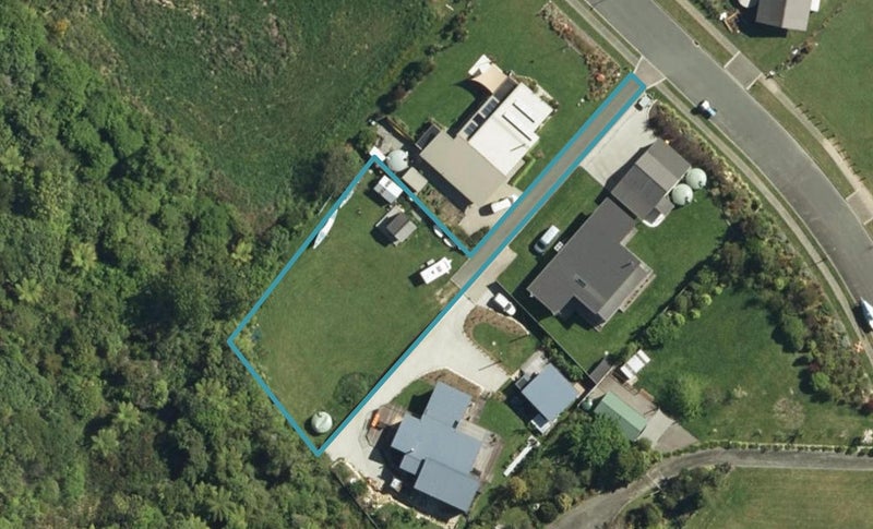 27 Newhaven Crescent, Marahau - Carousel 1