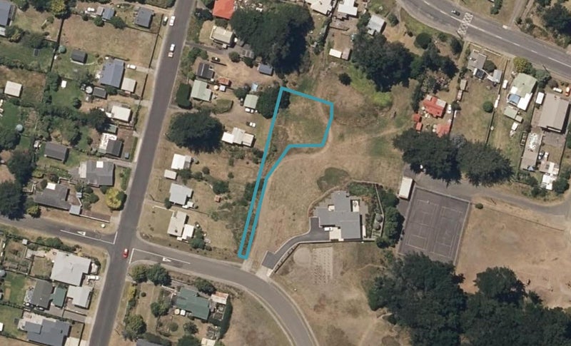 41 Taonui Street, Waitārere Beach, Levin - Carousel 1