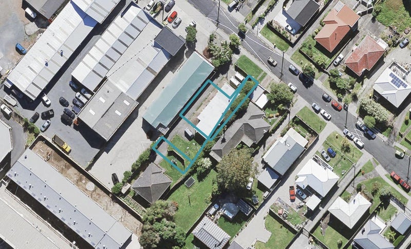 5/28 Netherlands Avenue, Kelston, Auckland - Carousel 1