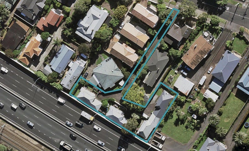 8A Lillington Road, Remuera, Auckland - Carousel 1