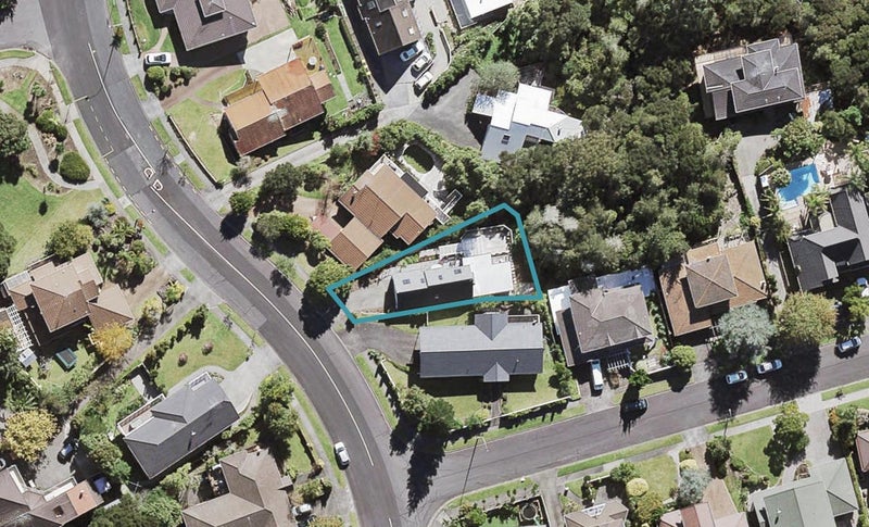 158 Chelsea View Drive, Chatswood, Auckland - Carousel 1