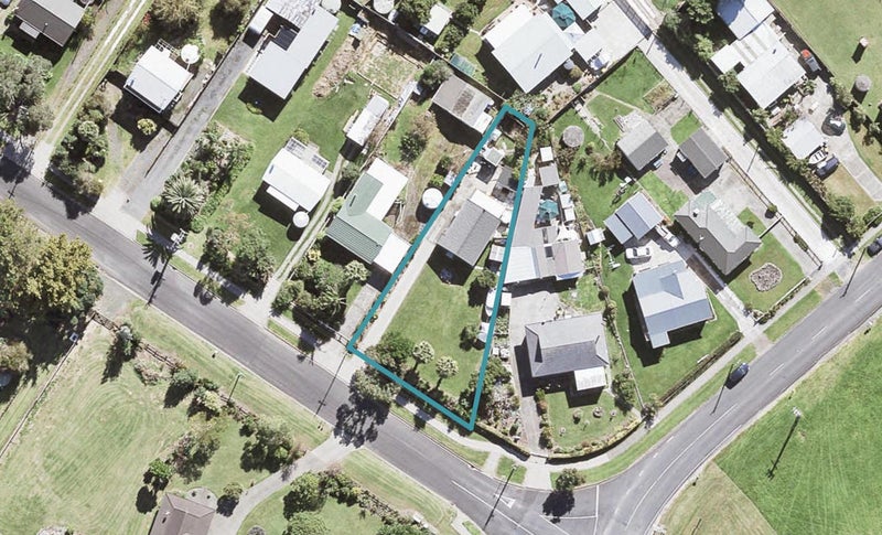 3 Bays Road, Papakura - Carousel 1