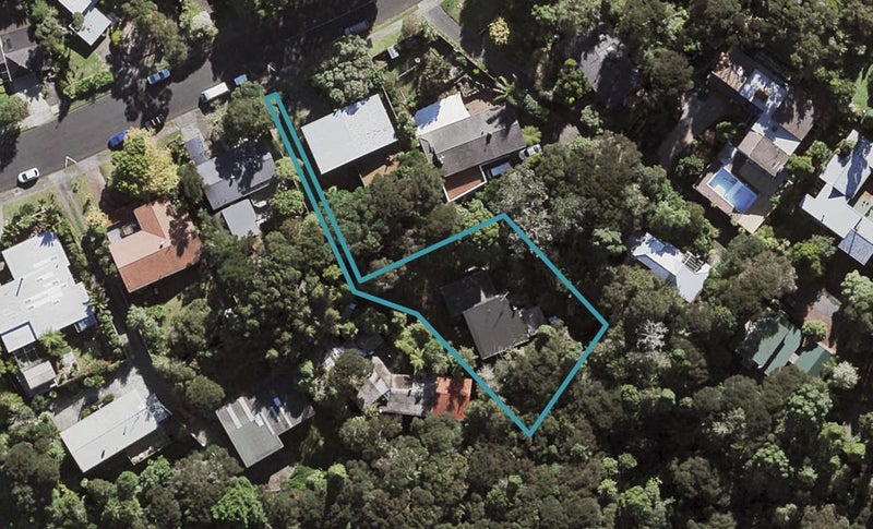 84 Park Hill Road, Birkenhead, Auckland - Carousel 1