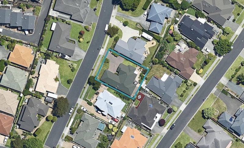 8 Brodie Place, Bethlehem, Tauranga - Carousel 1