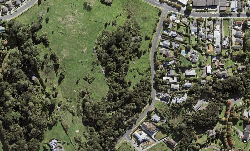 20 Kyle Road, Schnapper Rock, Auckland - Carousel 1