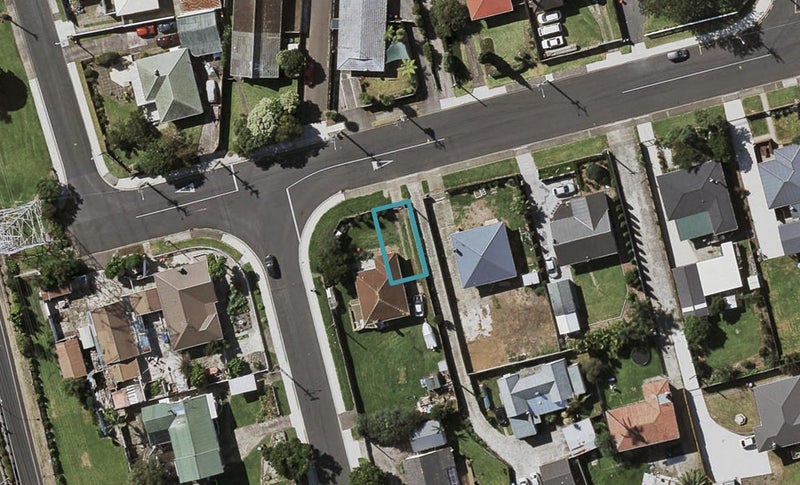 99 Luke Street East, Ōtāhuhu, Auckland - Carousel 1