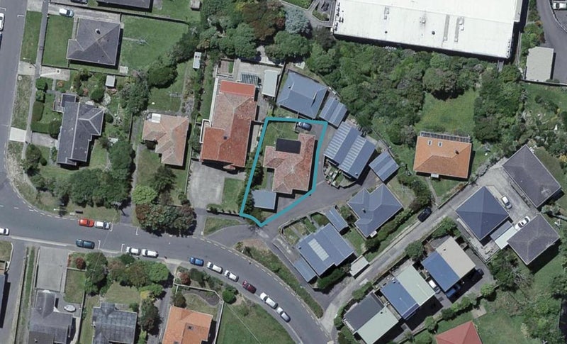 7 Hindmarsh Street, Johnsonville, Wellington - Carousel 1