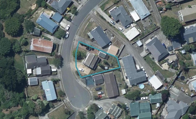1/13 Japonica Crescent, Rānui, Porirua - Carousel 1