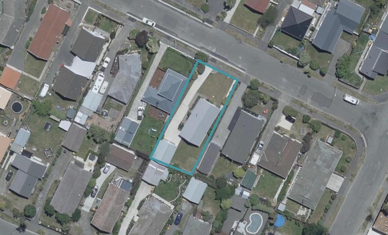 7 Heathglen Avenue, Parklands, Christchurch - Carousel 1