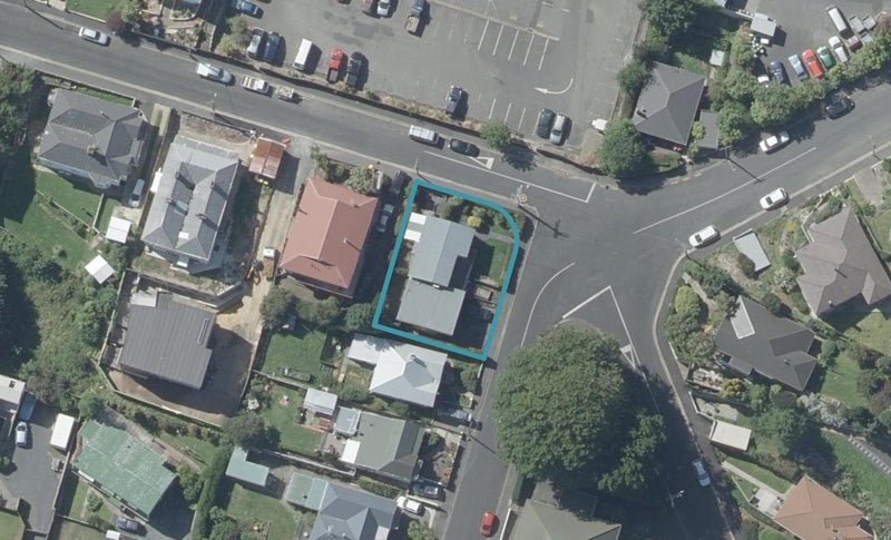 2 Whitby Street, Mornington, Dunedin - Carousel 1