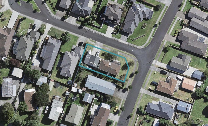 6 McCall Drive, Waiuku, Waiuku - Carousel 1