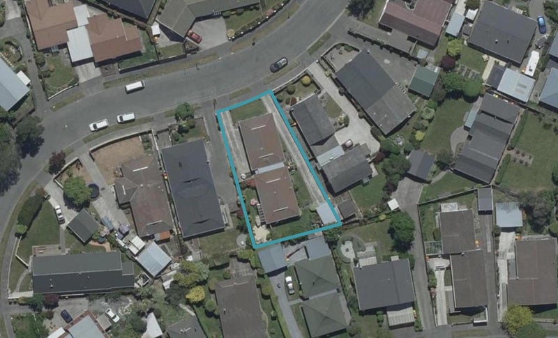 2/40 Delaware Crescent, Russley, Christchurch - Carousel 1