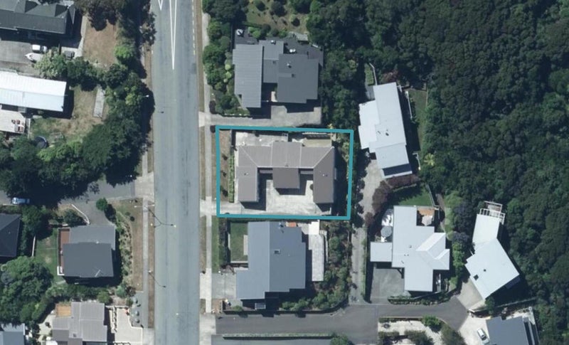 1/43A James Cook Drive, Whitby, Porirua - Carousel 1