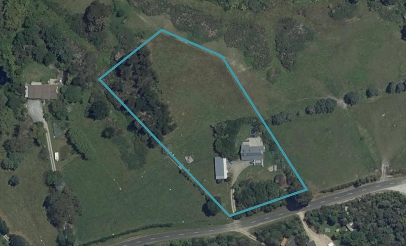 129 Rangihaeata Road, Rangihaeata - Carousel 1