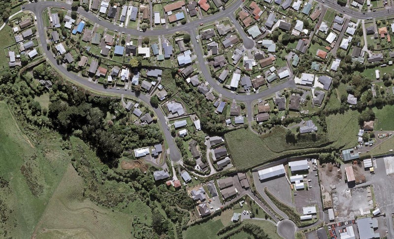 31A Hobart Drive, Spotswood, New Plymouth - Carousel 1