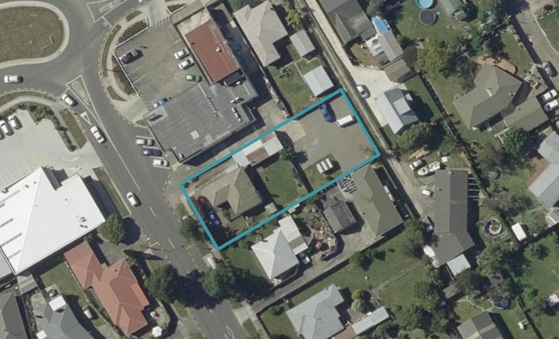 9 Botanical Road, Takaro, Palmerston North - Carousel 1