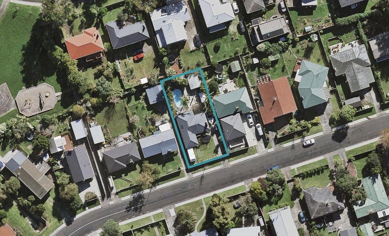44 Sylvia Road, Hillcrest, Auckland - Carousel 1