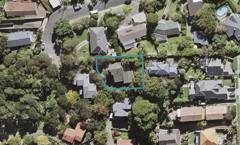 12 Catrina Avenue, Birkenhead, Auckland - Carousel 1