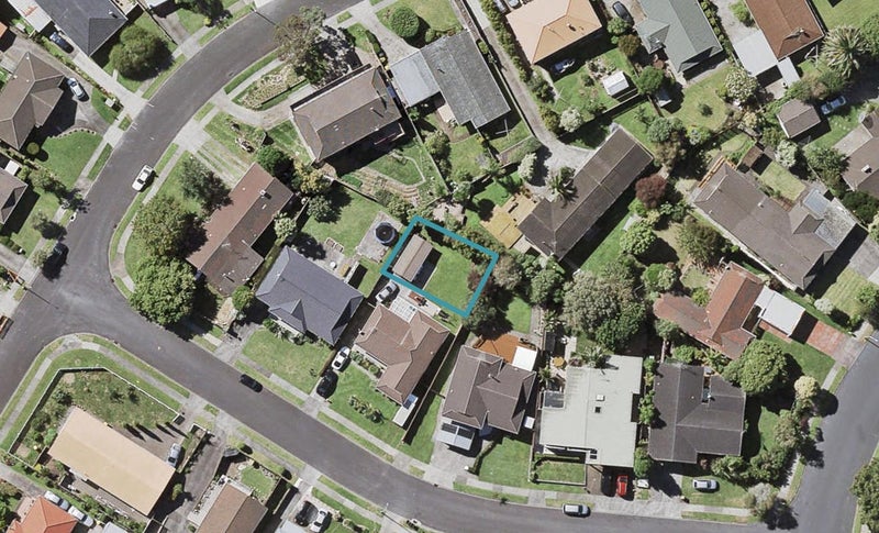 7C Tupaki Place, Pakuranga Heights, Auckland - Carousel 1