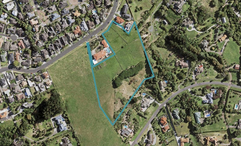 275 Hill Road, The Gardens, Auckland - Carousel 1